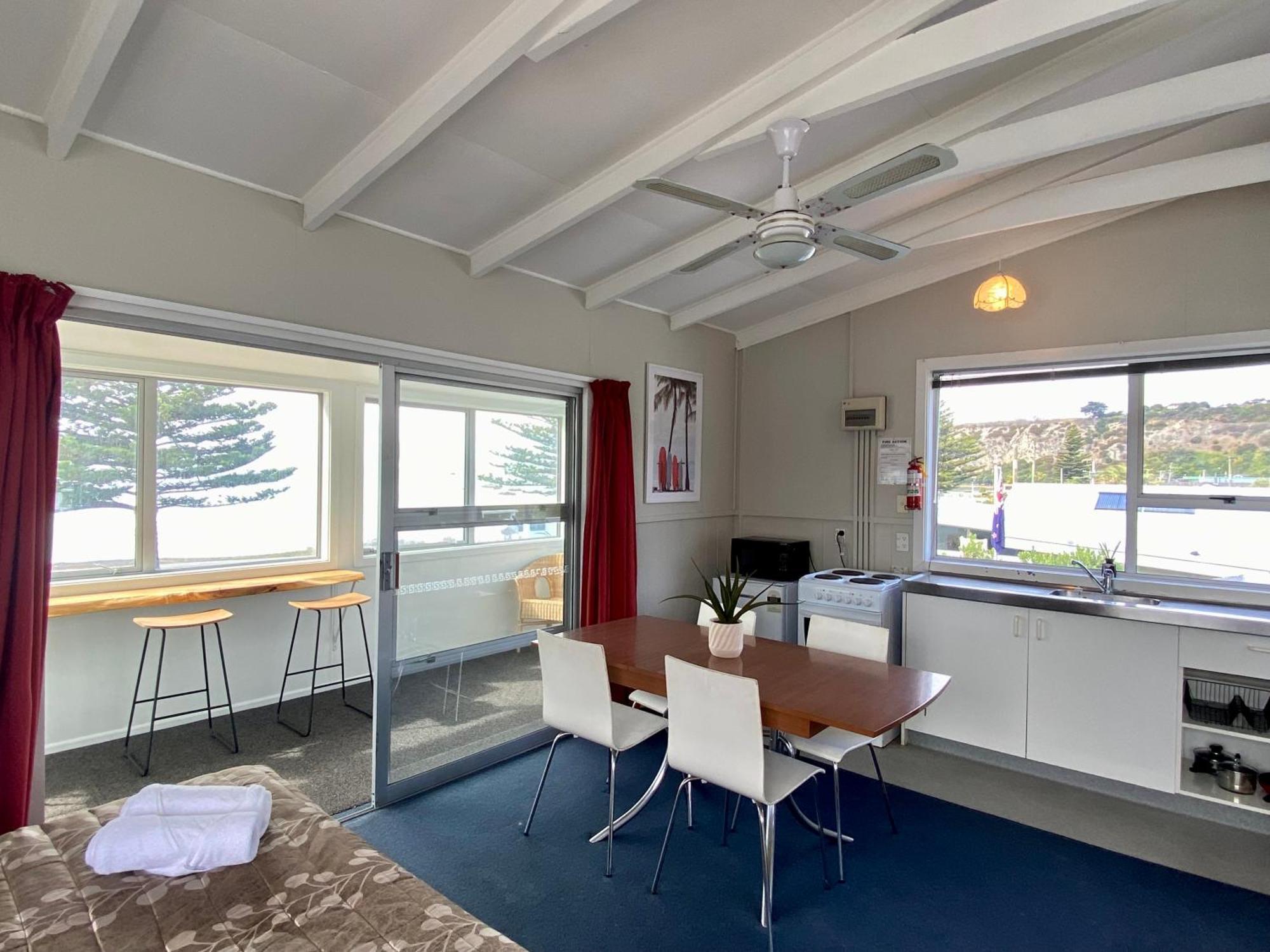 Sea View Motel - Unit 1 Kaikoura Exterior photo